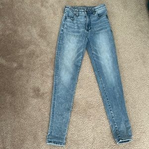 Light washed Skinny Jeans